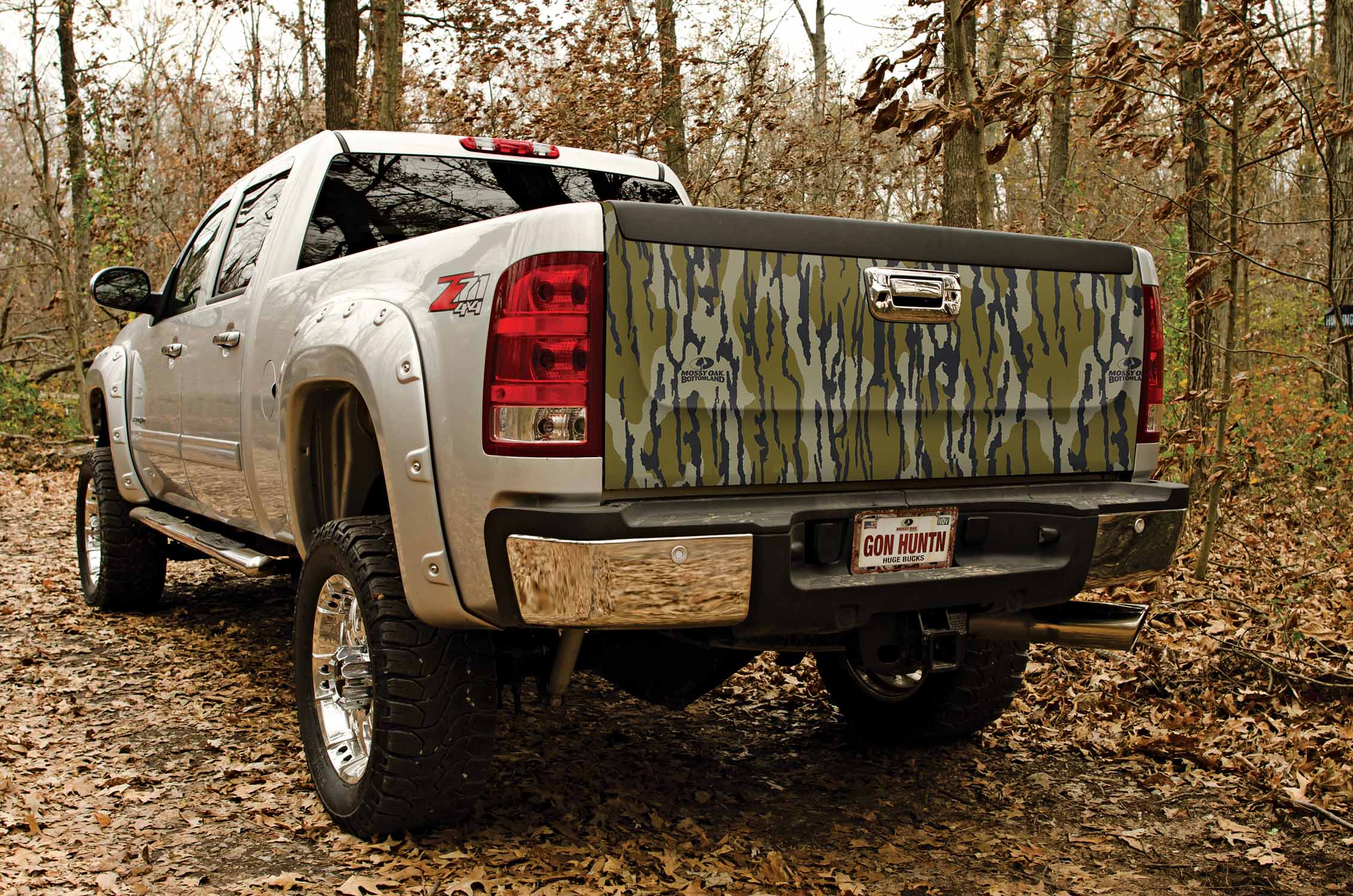 Mossy Oak Graphics Original Bottomland camo pattern truck tailgate vinyl wrap