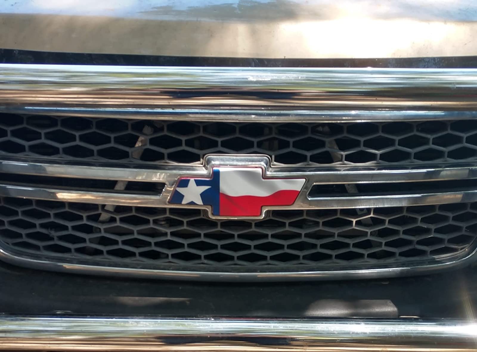 Patriotic Auto Emblem Skins – U.S. & Texas Flag Options