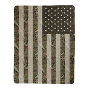 Mossy Oak Graphics camo American Flag Sherpa blanket with Break Up Infinity pattern