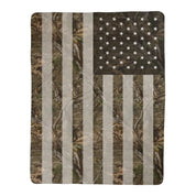 Mossy Oak Graphics camo American Flag Sherpa blanket with Country DNA pattern