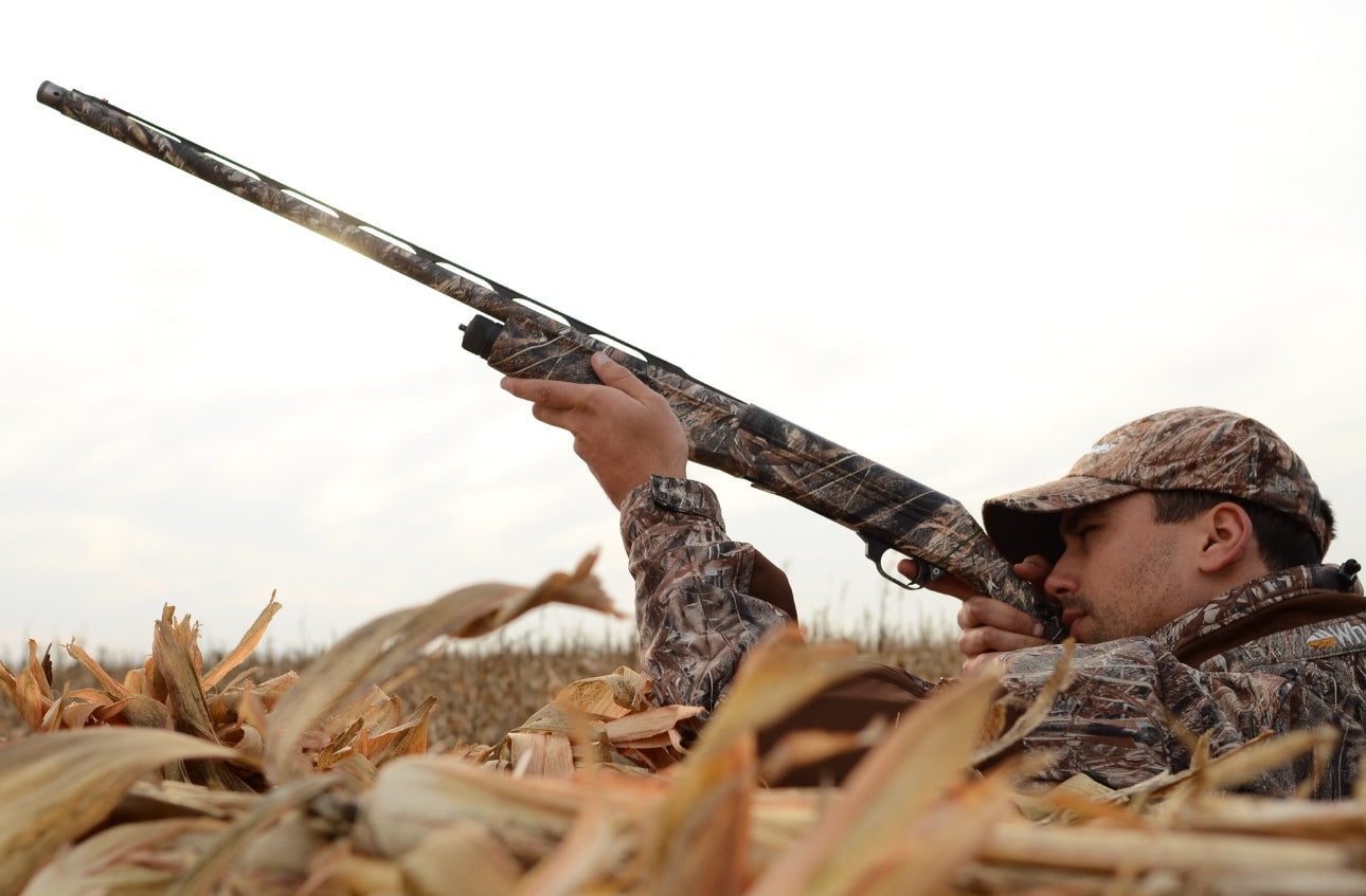 Hunter Mossy Oak Gun Camo Kit - Gun Skin, Scope Skin, Primer Stick - Shotgun